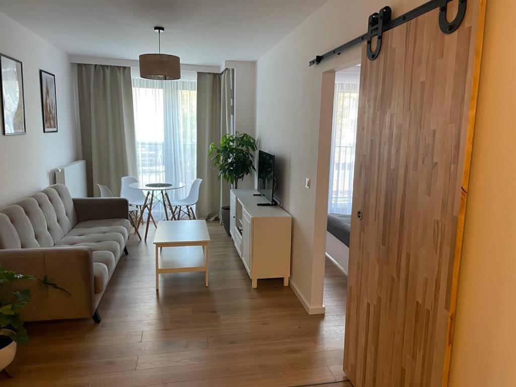 The Botanic Corner Apartment Breslavia Exterior foto
